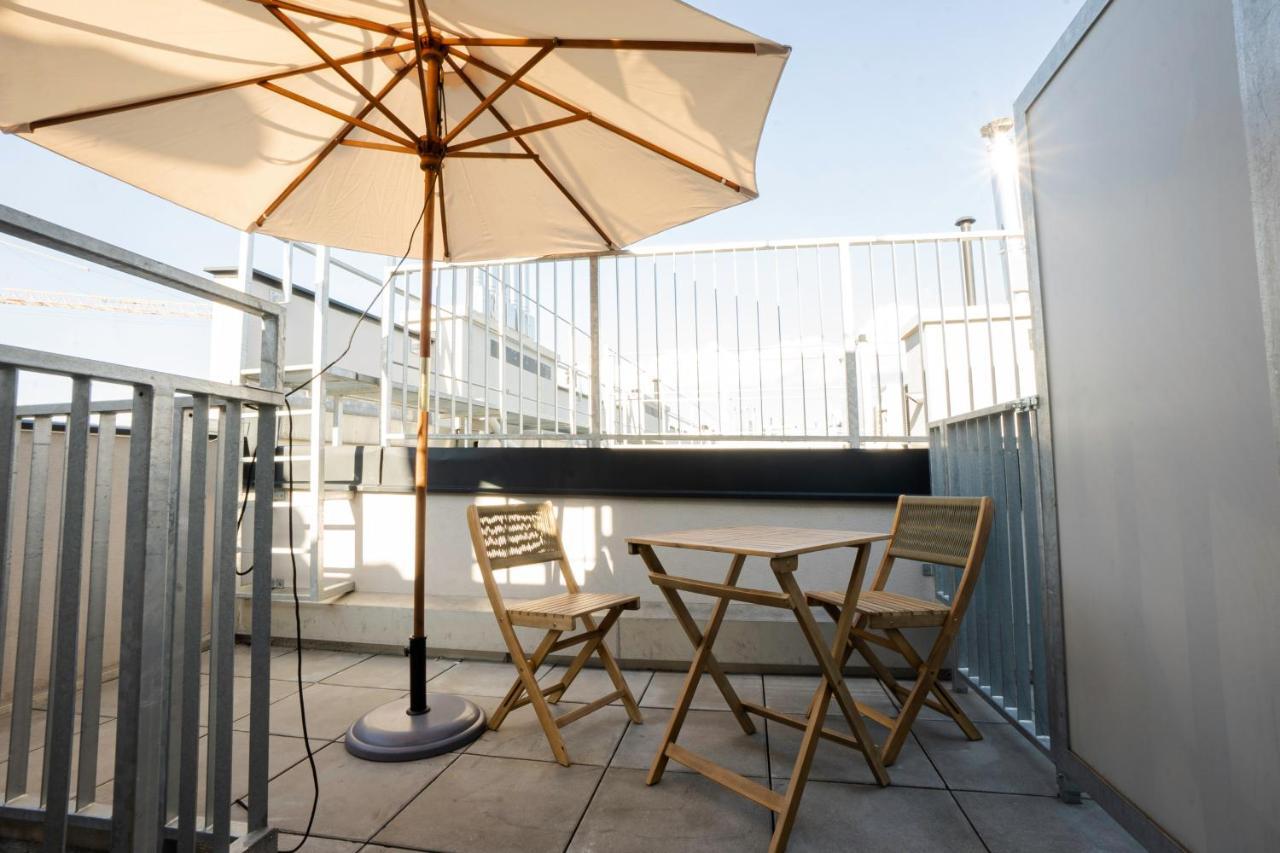 Orestaliving - Penthouse In 2Nd District With View 비엔나 외부 사진