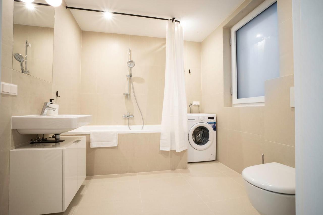 Orestaliving - Penthouse In 2Nd District With View 비엔나 외부 사진